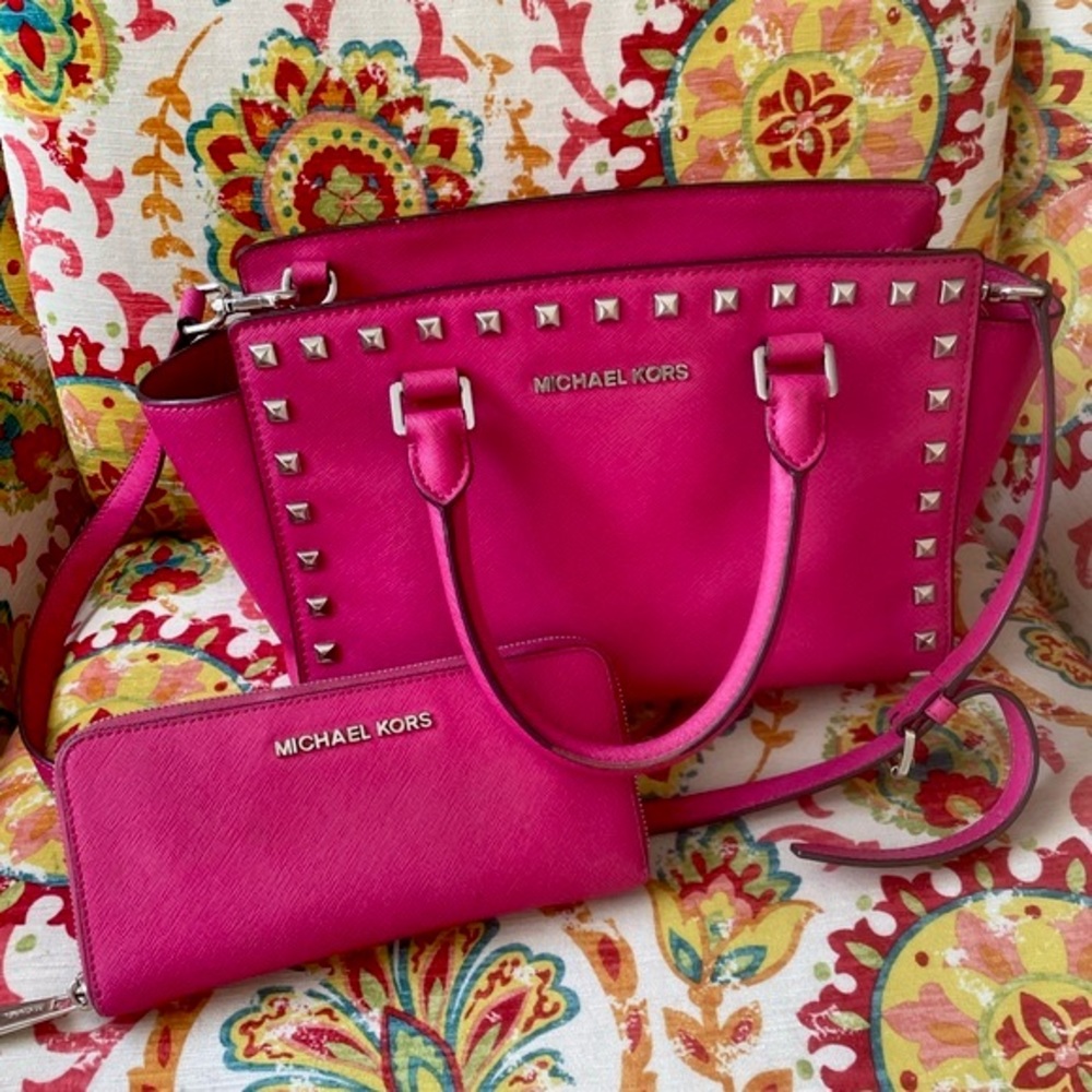 MICHAEL KORS Selma Studded Saffiano Leather Satchel + Jet Set Wallet AUT…